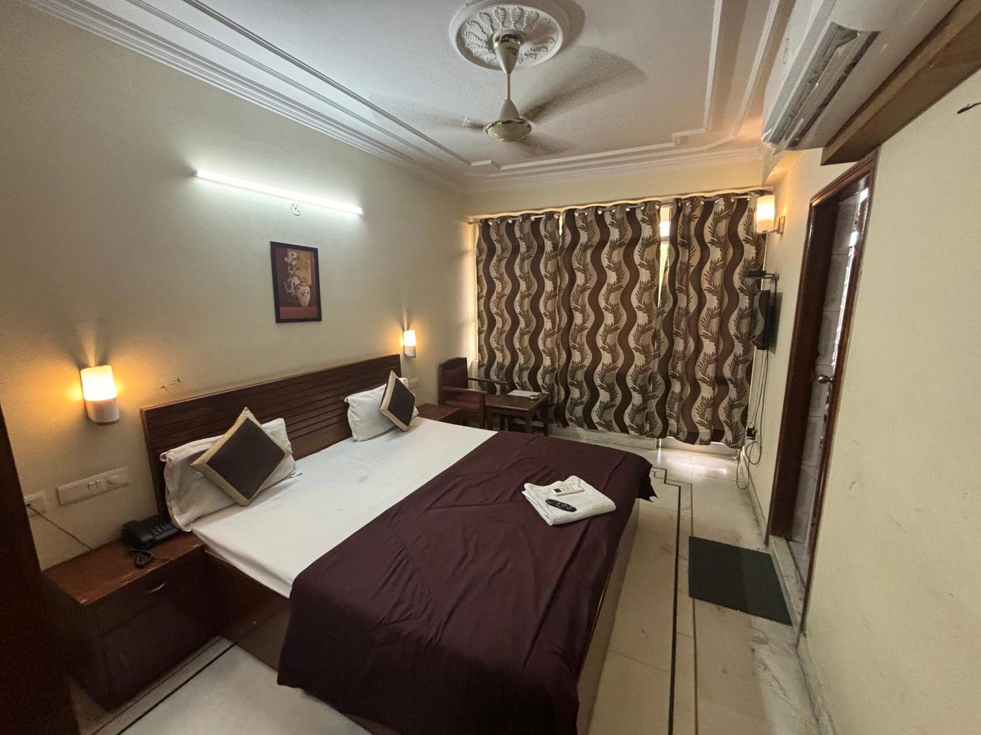 Hotel Siddhi Vinayak Station Road ג'איפור מראה חיצוני תמונה