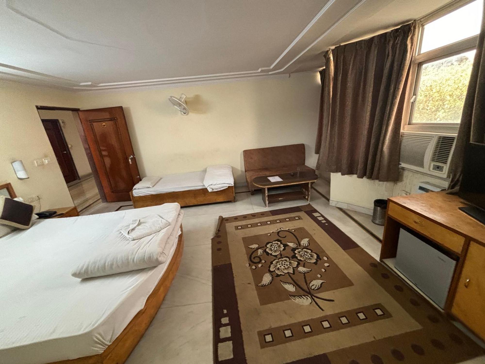 Hotel Siddhi Vinayak Station Road ג'איפור מראה חיצוני תמונה