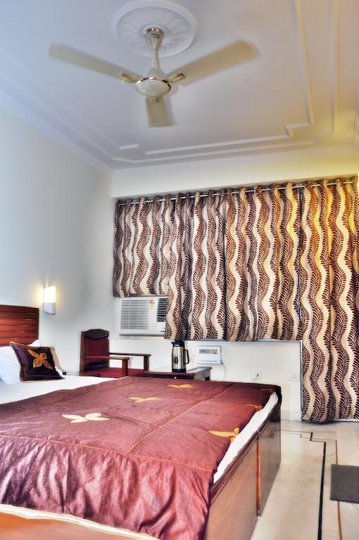 Hotel Siddhi Vinayak Station Road ג'איפור מראה חיצוני תמונה
